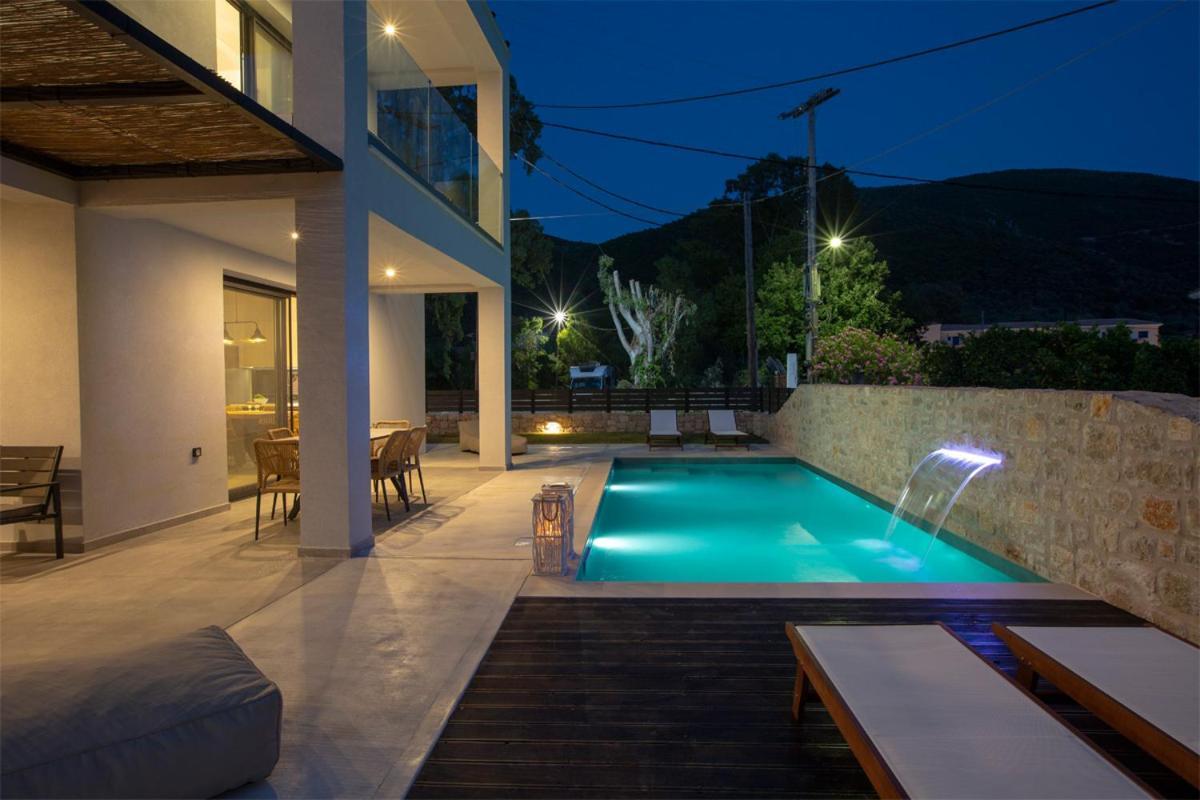 Seascape Villas Vassiliki - Beachfront Villas Kültér fotó