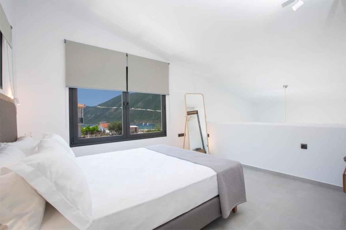 Seascape Villas Vassiliki - Beachfront Villas Kültér fotó
