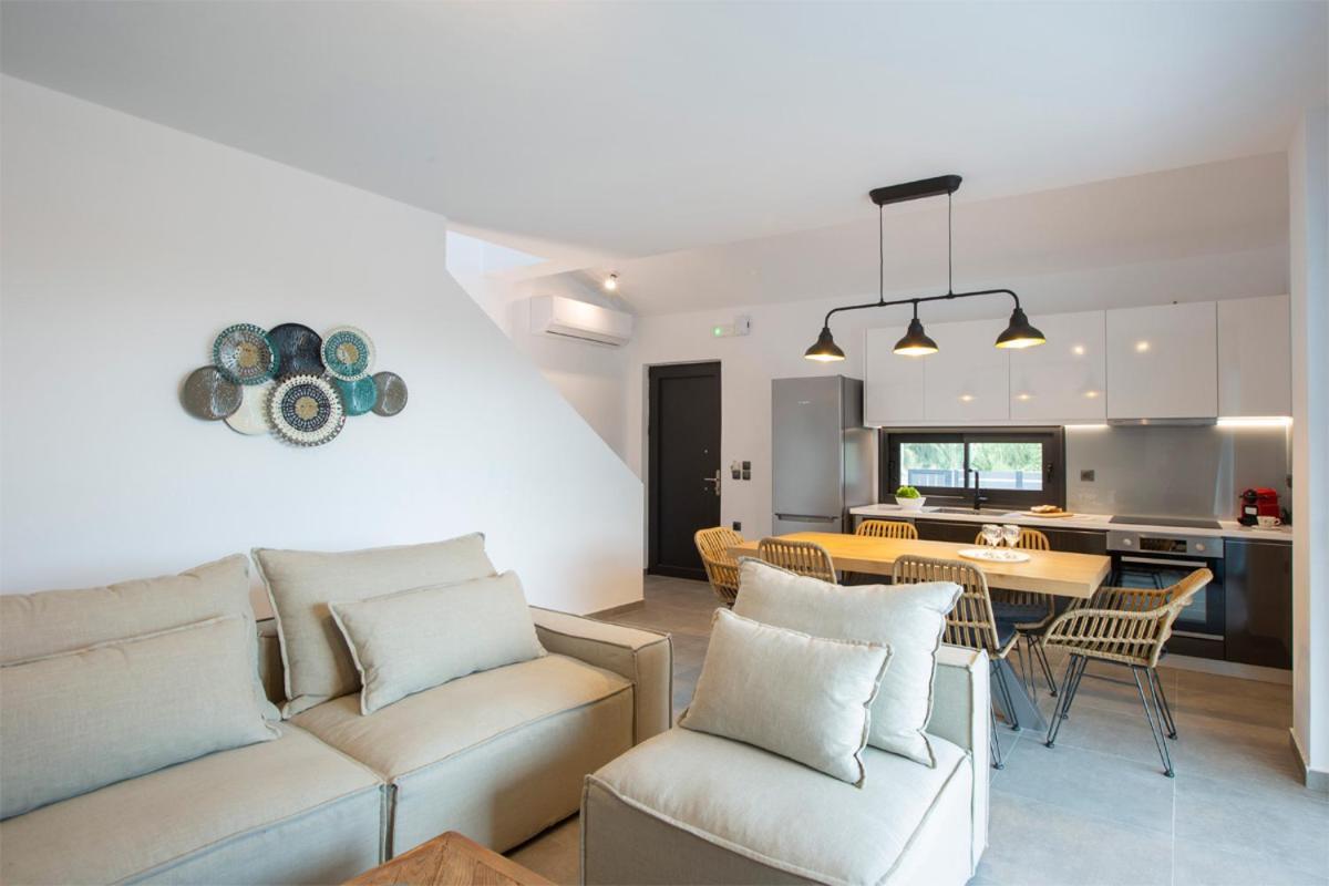 Seascape Villas Vassiliki - Beachfront Villas Kültér fotó